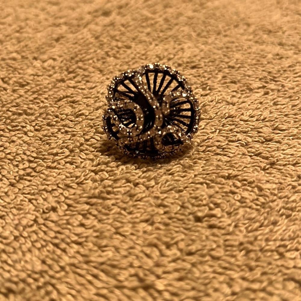 Premier “Melrose” flower ring
